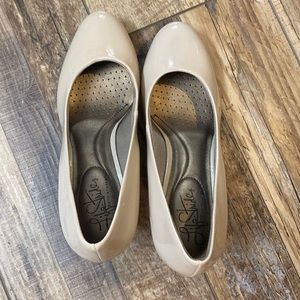 Lifestride pumps size 6